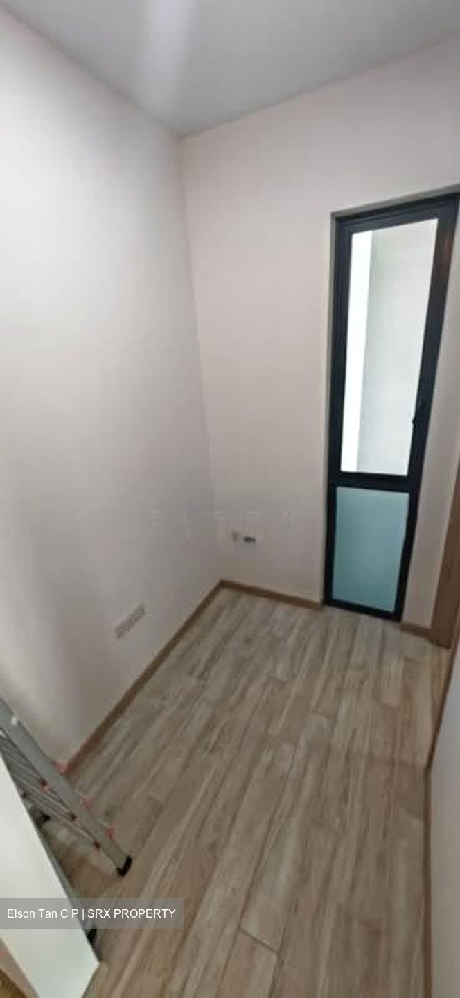 J Gateway (D22), Condominium #547479611